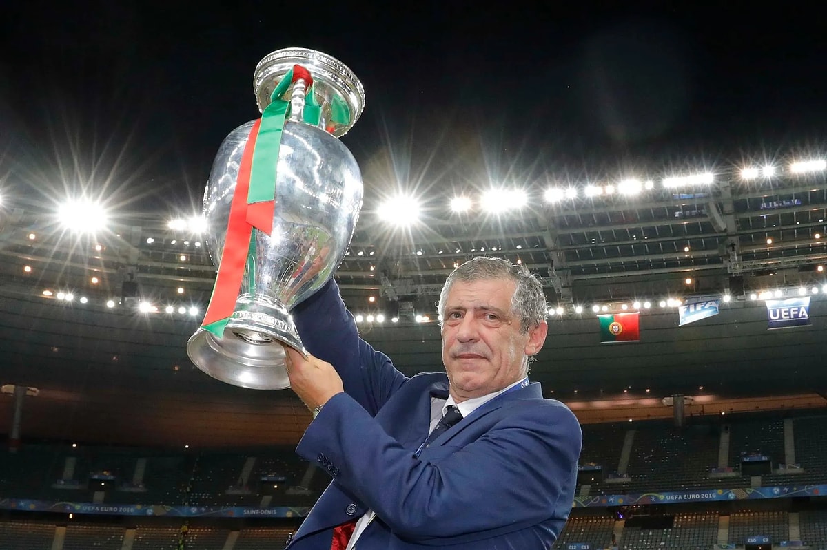 Beşiktaş ın Yeni Teknik Direktörü Fernando Santos Oldu