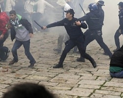 Taraftarlar arasında bıçaklı kavga!