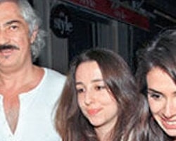 Rakıya Sokakta Devam Etti