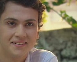 Sevenlerine Kötü Haber... Mete Ölecek