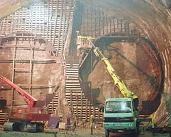 Dünyanın En Derin Tüp Tüneli Tamamlandı