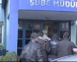 Emniyet Binası Yanında Ses Bombası Patladı