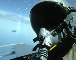 'Suriyeli Pilot Türkiye'ye Kaçtı'