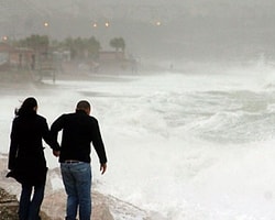 Akdeniz Açıklarında 12 Saatte 6 Deprem
