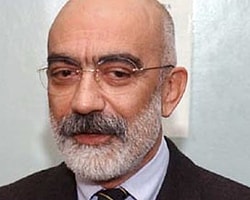 Bu Sefer De Taraf Başbakan'a Dava Açıyor!