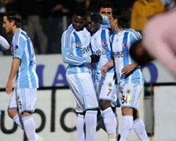 G.saray'dan Sonra Fener De Play-off'u Garantiledi