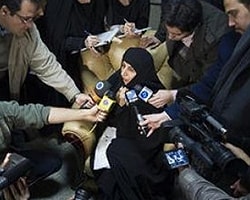 Ahmedinejad'a büyük darbe