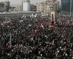 Taksim'de dev miting