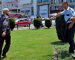 Polise Kılıçla Saldırdı