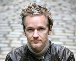 Julian Assange İsveç'e mi İade Edilecek?
