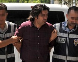 15 Yaşındaki Öğrencisiyle Yatakta Basıldı