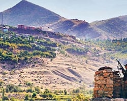 Çukurca'da Askeri Birliğe Havan Saldırısı!