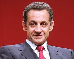 Sarkozy'nin evine yolsuzluk baskını