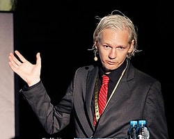 Julian Assange'ın annesi, oğlunun sağlık durumunun iyi olmadığını söyledi