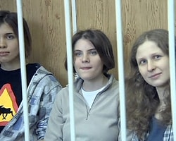 Pussy Riot Üyeleri Yargılanıyor