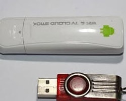 En Küçük Android'li Cihaz Bu!