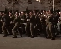Yeni Zelandalı askerlere HAKA danslı uğurluma
