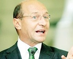 Basescu tam dört ay sonra göreve döndü