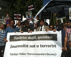 Yüzlerce gazeteci Ankara’da Cüneyt Ünal için toplandı
