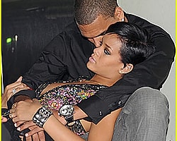Rihanna Gece Kulübünden Atıldı!