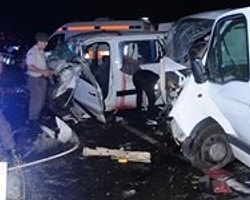 İki Kazada 12 Kişi Öldü