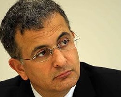 Yazarlar Ekrem Dumanlı Terörle Topyekün Savaşabilmek İçin