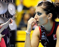 Neslihan Darnel Flea'yı İzlemeye Gidiyor!