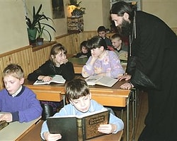 Rusya'da Din ve Ahlak Dersleri Zorunlu Oldu