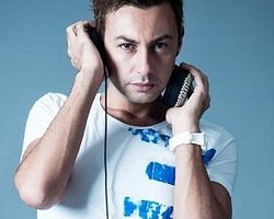 Cüneyt Üstüner'den: "Bip Bip Bip"