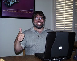 Steve Wozniak, İlk iPhone 5 Sahipleri Arasına Girmek İçin Avustralya’ya Gitti