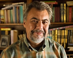 Uzun İhsan Efendi, İhsan Sait Oldu Ama İhsan Oktay Anar Değişmedi