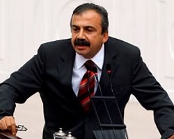 Sırrı Süreyya'dan Arınç'a: Lan Sen Kimsin