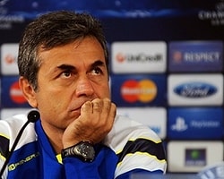 Aykut Kocaman İstifasını Aziz Yıldırım'a Verdi