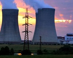 Güney Kore'de İki Ayrı Nükleer Reaktör Arıza Nedeniyle Kapatıldı