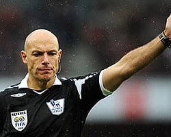 Romanya Maçı Howard Webb'in