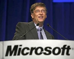 Microsoft'un Önemli İsmi Windows 8'Den Memnun