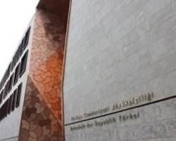 Berlin'deki Gurur Tablomuz