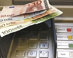 Komşuda Skandal Bitmiyor