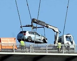 Köprüde Kaza Yapan Sürücü Aşağı Atladı