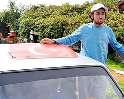 Türk Bayrağını Çıkart Dayağı