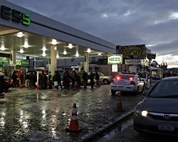 New York'ta Petrol Karneye Bağlandı