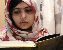 Malala Onu Vuranlara Okuyarak Mesaj Verdi