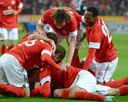 Mainz Tırmanmaya Devam Ediyor