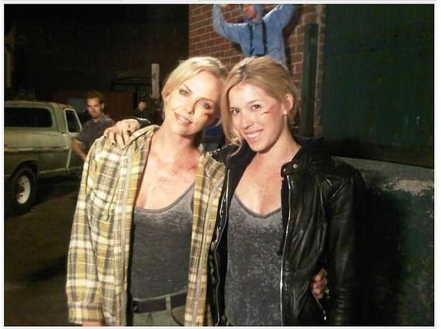 3. Charlize Theron ve dublörü Alicia Vela-Bailey