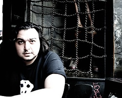 Hakan Günday İzmirliler İçin Okuyacak