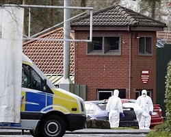 Kuzey İrlanda'da Bombalı Saldırı Girişimi