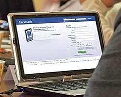 Facebook Reklam Politikası Nedeniyle Hollywood'un Da Gözünden Düştü