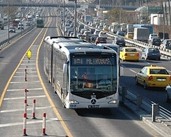 Topbaş'tan Metrobüs Şikayeti
