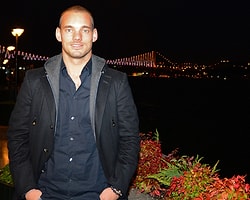 Ve Sneijder, İstanbul'a İndi