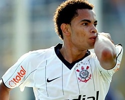 Dentinho Beşiktaş'ta